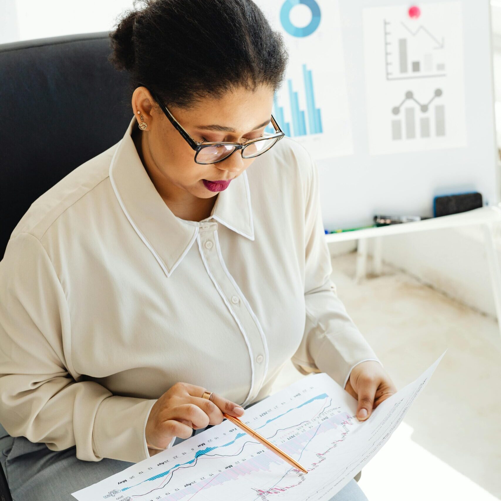 pexels-karola-g-7876458